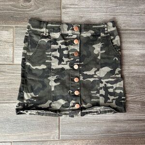 90s Y2K Refugee Camo‎ Mini Skirt, Medium